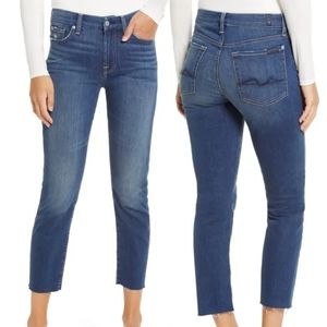 7 FAM Raw Hem Kimmie Crop Jean